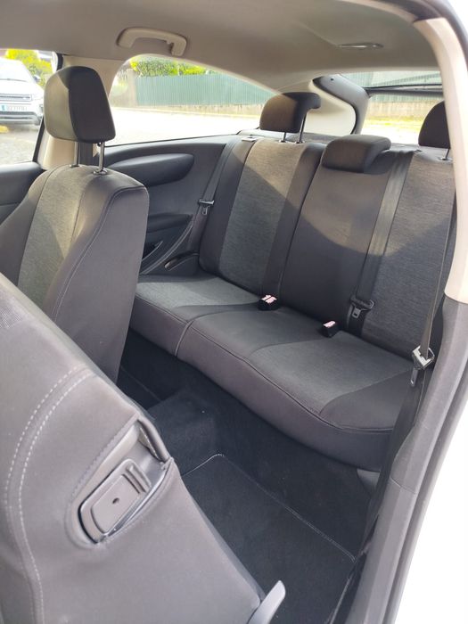 Citroën C4 — fotografia 8