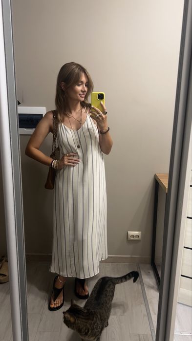 Легка сукня Massimo Dutti