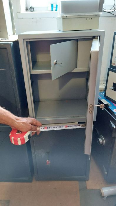 Продам сейф міцний можна використовувати для зберігання зброї
