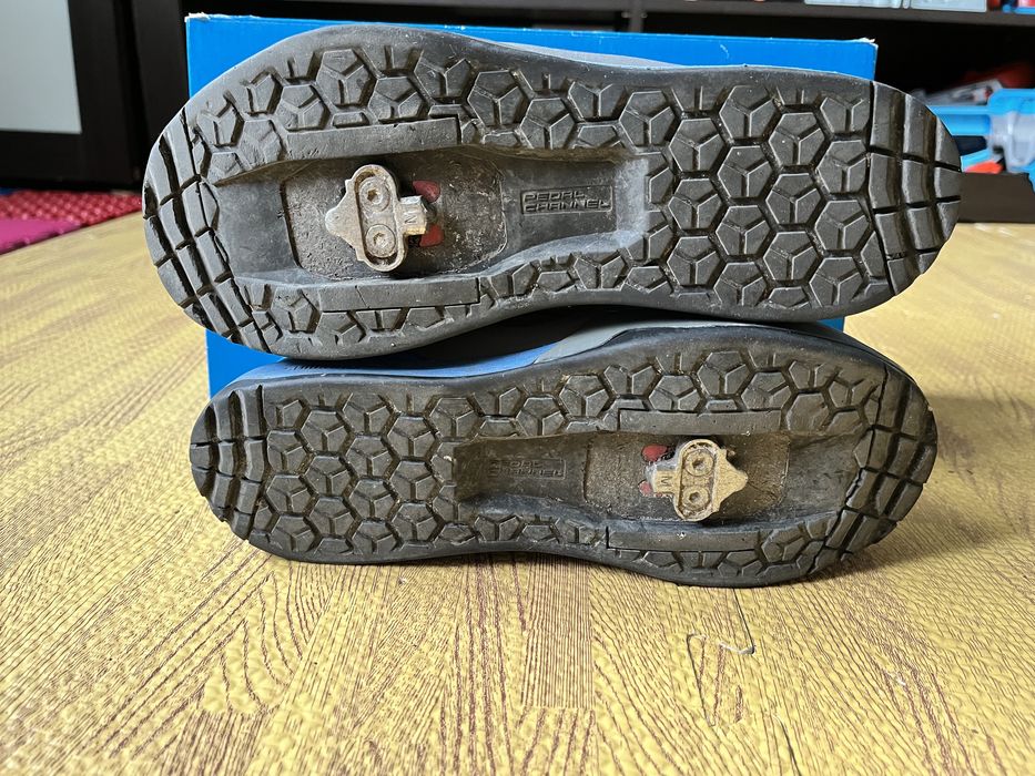 Контактні вело черевики Shimano SH-AM701 р.42 (Контактне взуття)