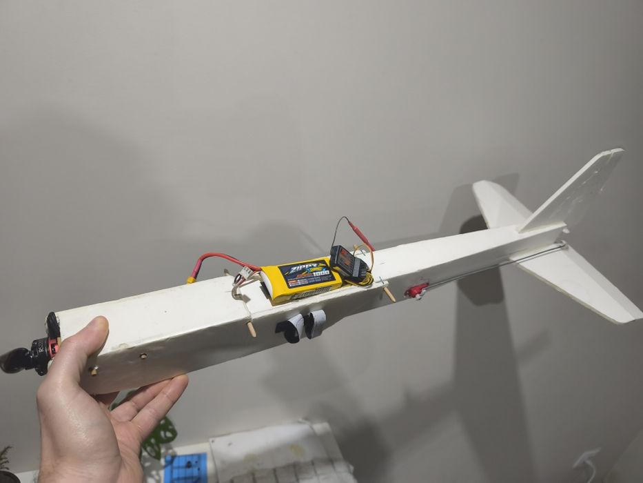 Avião Ft test tiny trainer