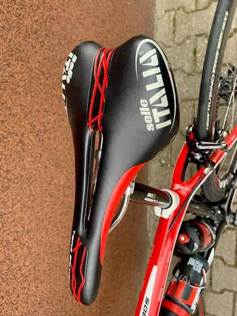 rower szosowy MERIDA SCULTURA 905 carbon CAMPAGNOLO !!
rama nr 53