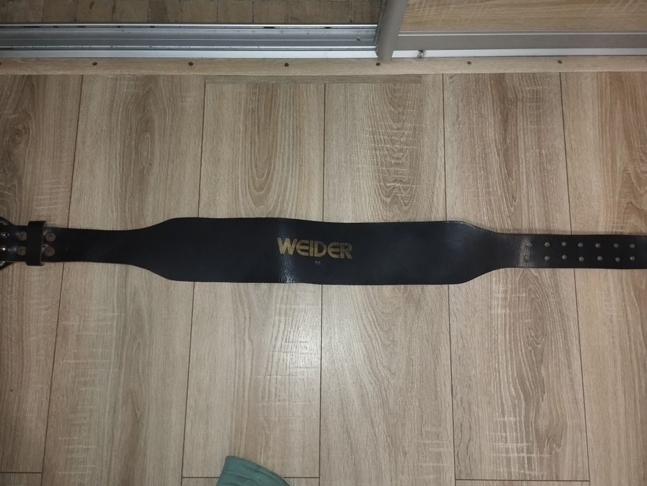 Пояс для важкої атлетики, шкіряний гарний стан.Розмір- М! шкіряний!