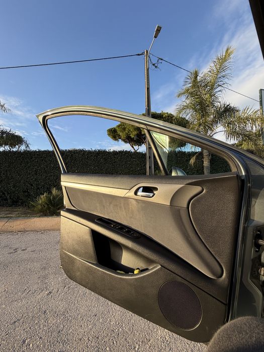 Vendo Peugeot 407, ano 2006, motor 1.8