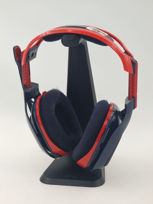 Геймерська гарнітура TRX A40 ASTRO – з насиченим звуком (3006)