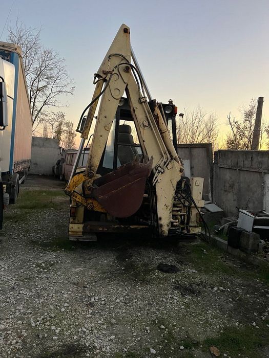 Екскаватор - навантажувач БОРЕКС 3106 / 2000 рік випуску