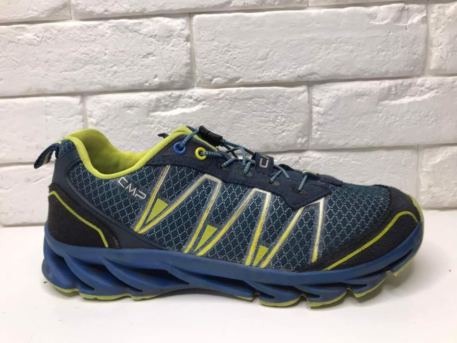 Buty sportowe chłopięce CMP Rozmiar 39