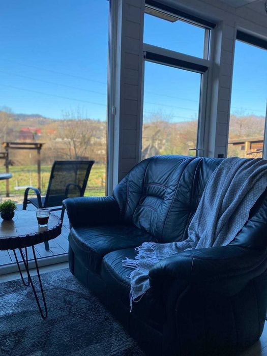 Славсько затишне місце, Quiet Home,