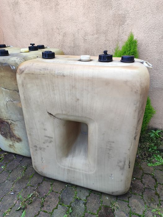 Zbiorniki po/na olej opalowy 700 l