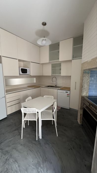 Alugo Quarto - Junto à Policia Judiciária