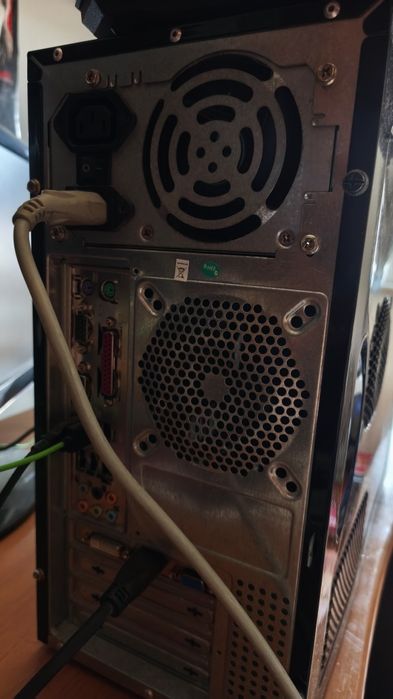 Pcs antigos e monitores e impressora433442996533995524
