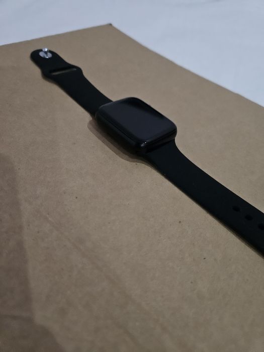 Smartwatch Preto Novo