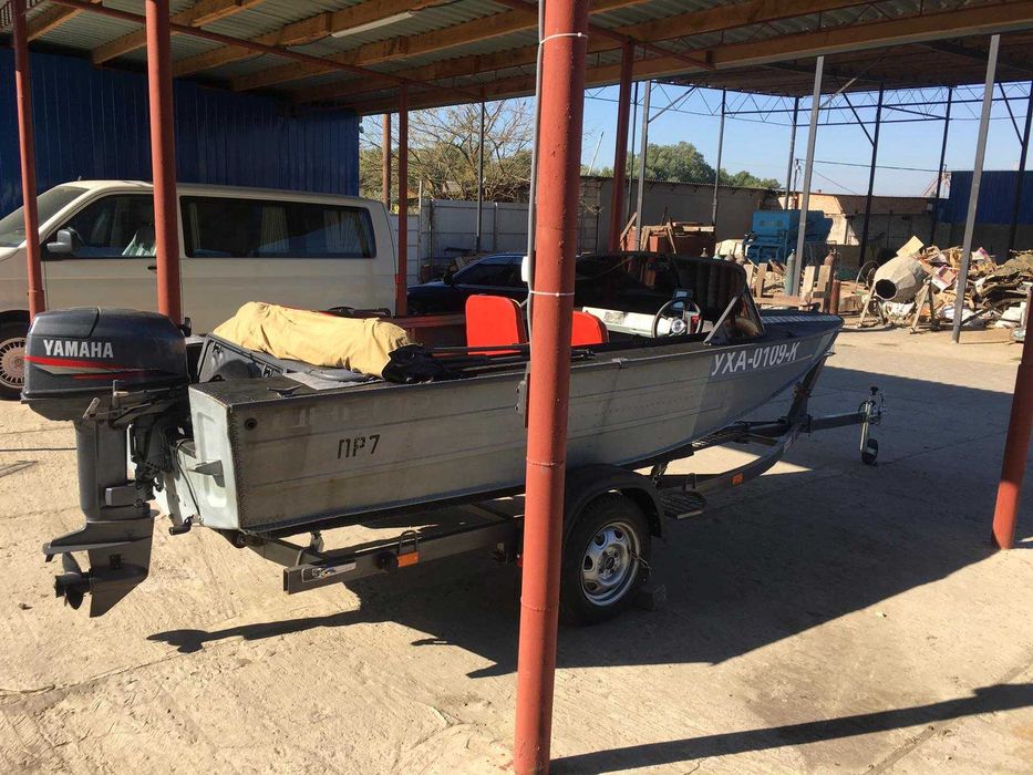 Лодка Днепр Yamaha 30 Лафет
