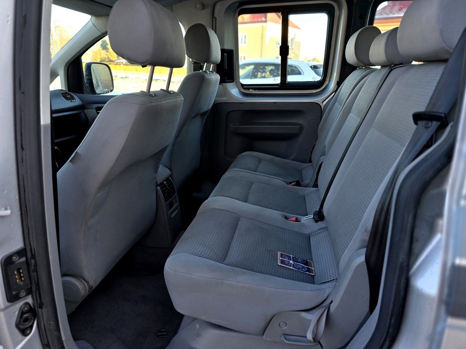 VW Caddy Life 5-os 1.9 TDI , Klima, Hak, Podgrzewane Fotele ! Ks. Serw