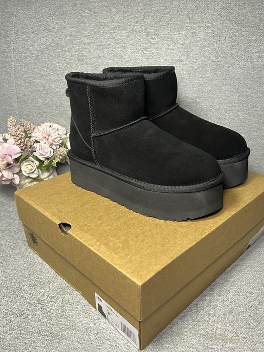 Уги жіночі Ugg натуральні матеріали