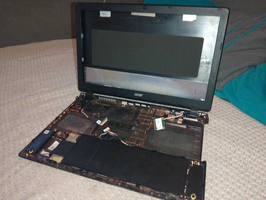 Ноутбук Acer Aspire ES1-520 (ES1-521, ES1-523, ES1-512) по запчастинам