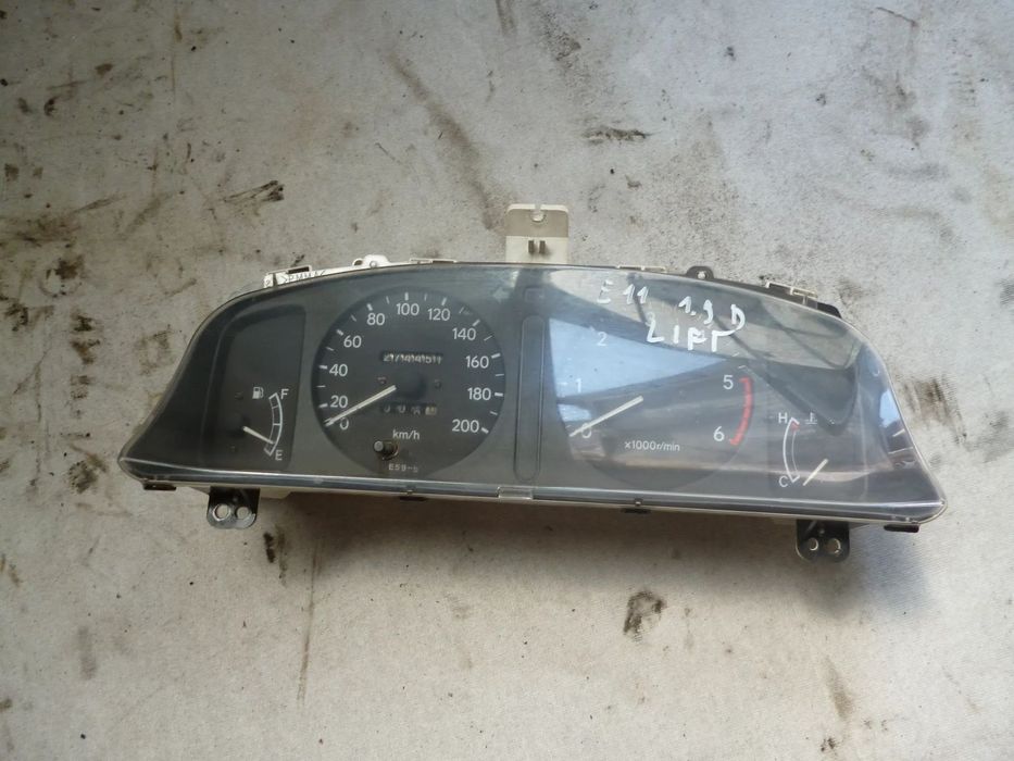 toyota corolla e11 lift 1.9d liczniki zegary