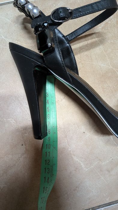 Жіночі босоніжки.  41/8.5/25см