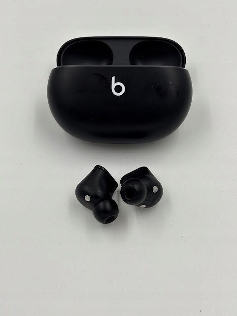 outlet słuchawki bezprzewodowe dokanałowe beats studio buds bluetooth