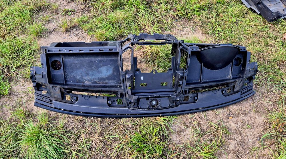 Środek deski rozdzielczej Mercedes Sprinter VW A9​0​6​6​80​0​0​06 NOWE