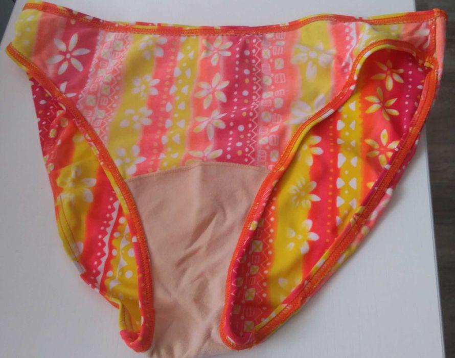 Купальник раздельный размер L, бюст В-С модель Анжелика.