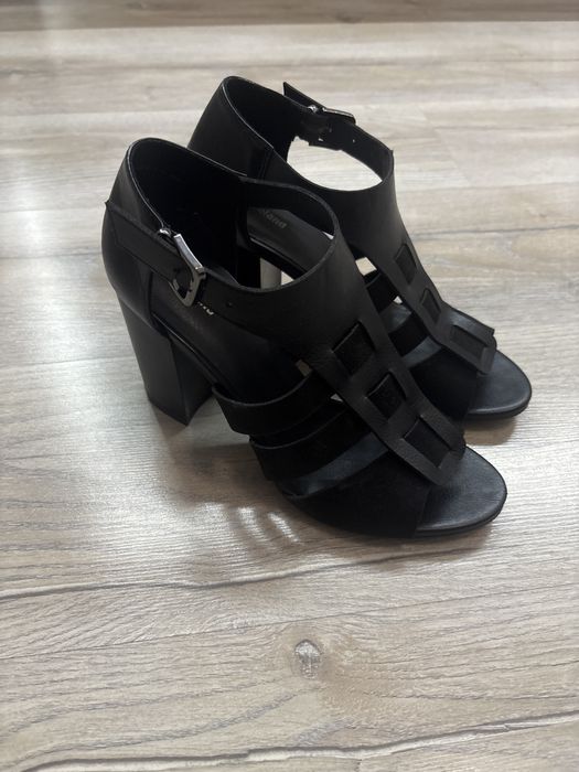 Босоніжки Graceland