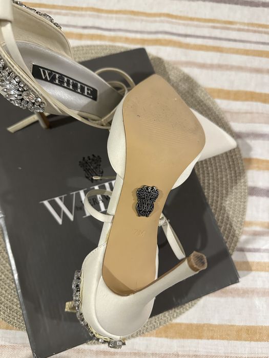 Весільні туфлі White