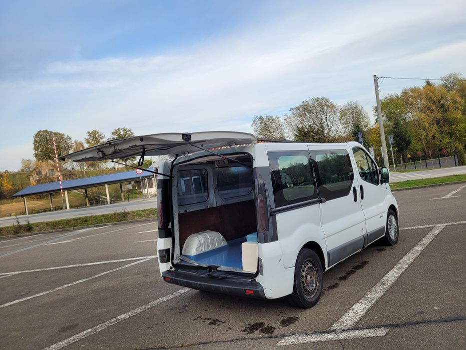 Renault trafic 1.9dci 3osobowy klima