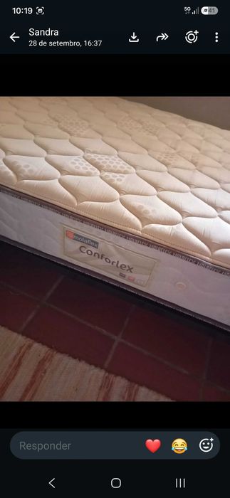 Base de cama e colchão