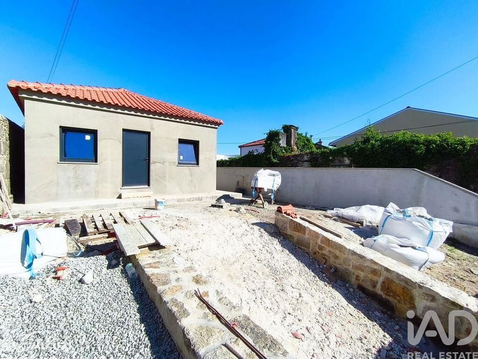 Moradia térrea T2 em Darque de 45,8 m2