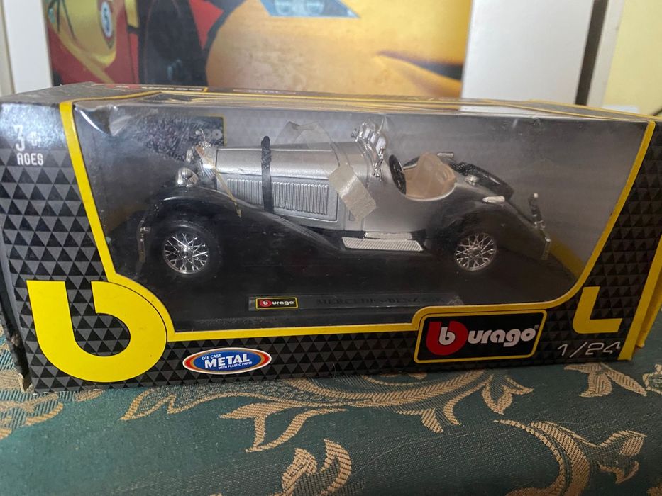 Veículos escala 1/24