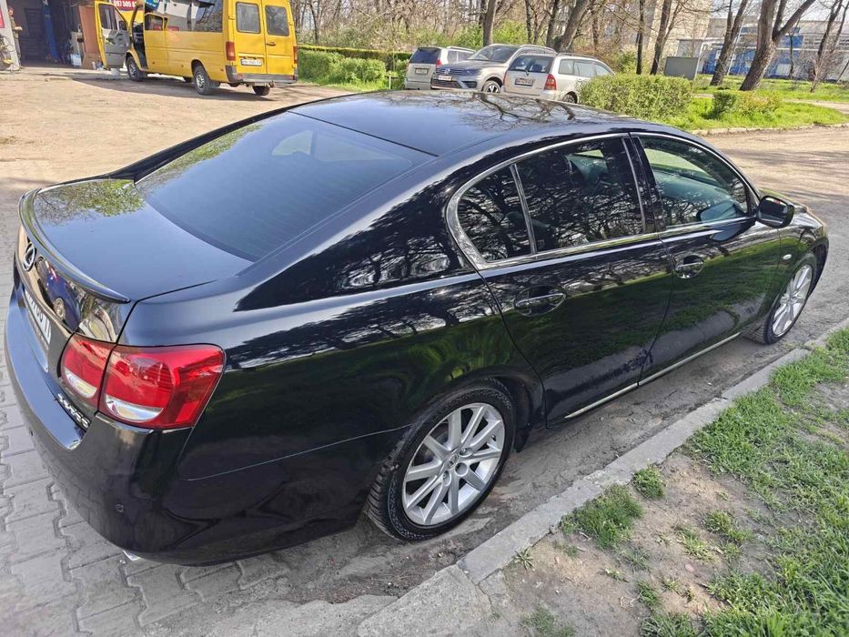 Продам Lexus GS 300