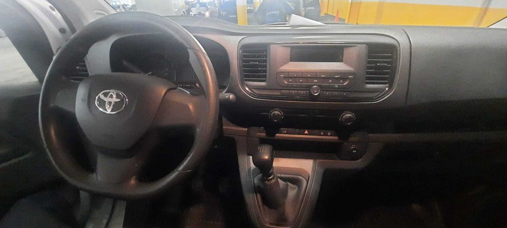 Toyota Proace L1 Van 1.5D 120 cv - IVA DEDUTIVEL