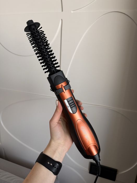 Фен-браш gemei gm-4828