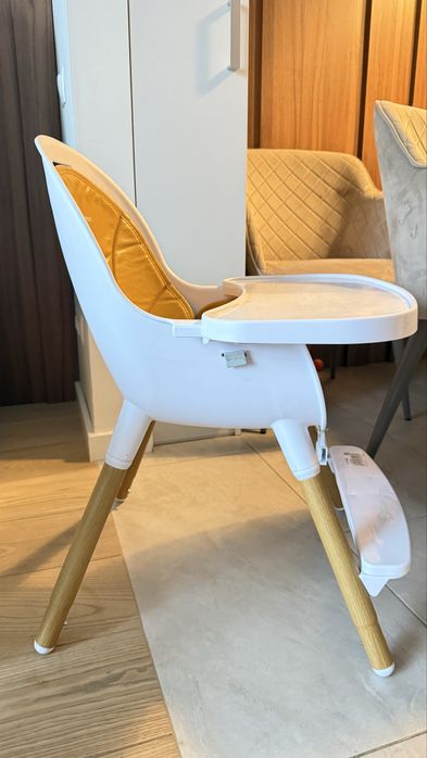 Стільчик для годування компактний трансформер Bebe Confort Avista