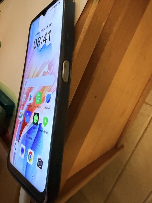 Telemóvel Oppo A18
