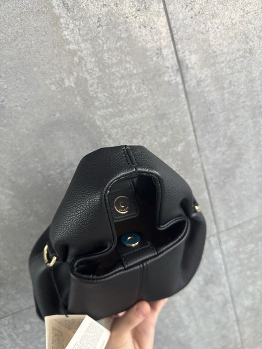 Nowa czarna mała polene neuf mini chmurka skórzana do ręki z paskiem