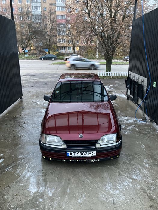 Продам Опель Омега А
