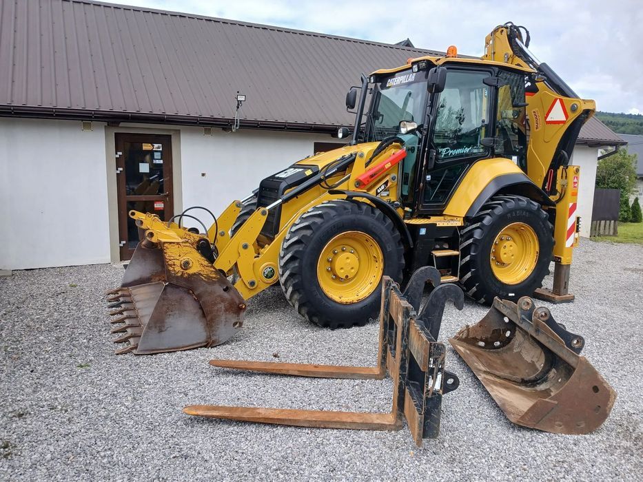Caterpillar 444F2/JOYSTICK/KLIMA/6650h!  Nowe Opony/Oryginał/2 łyżki/Widły/Koparko-ładowarka