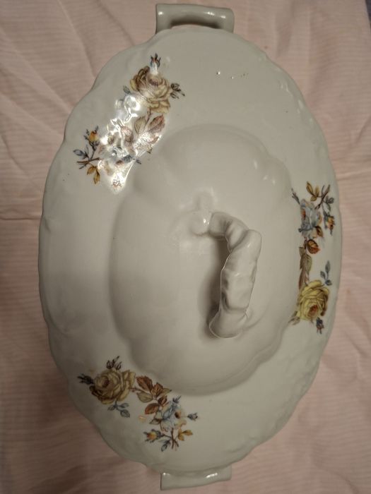 Супниця порцелянова об'єм 2 литри