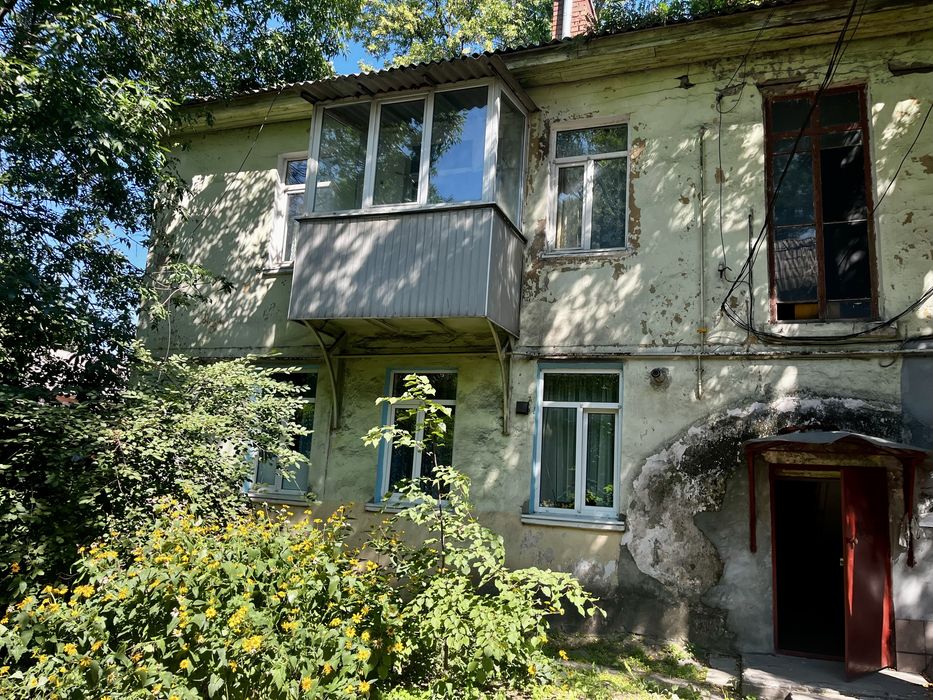 Продажа 2 комн квартира Центр АО
