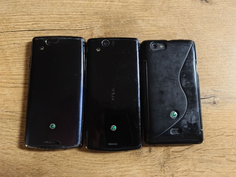 3x Sony ericsson