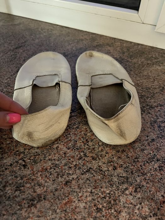 Продам шкіряні чешки