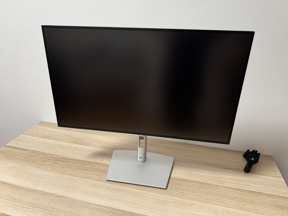Monitor Dell U2724D
