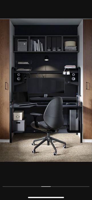 Biurko gamingowe jak nowe ikea fredde czarne