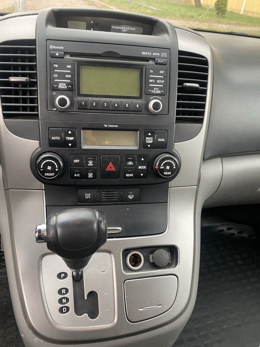 KIA Carnival 2012