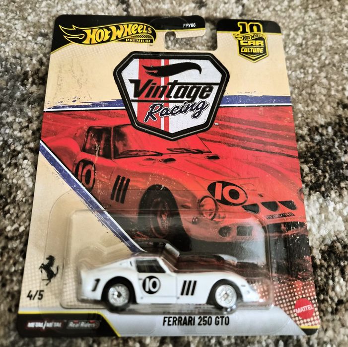 Hot Wheels Premium Ferrari 250 GTO