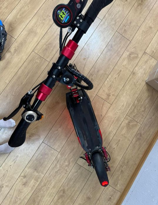 Продам електросамокат Kugoo M4 Pro