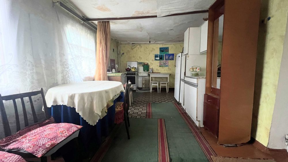 Будинок ПІД ЗНЕСЕННЯ та 25 соток у с.Княжичі 7 км до Києва