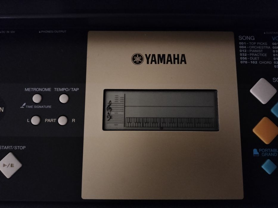 Teclado / Órgão Yamaha YPT-220 – 61 Teclas | Excelente Estado